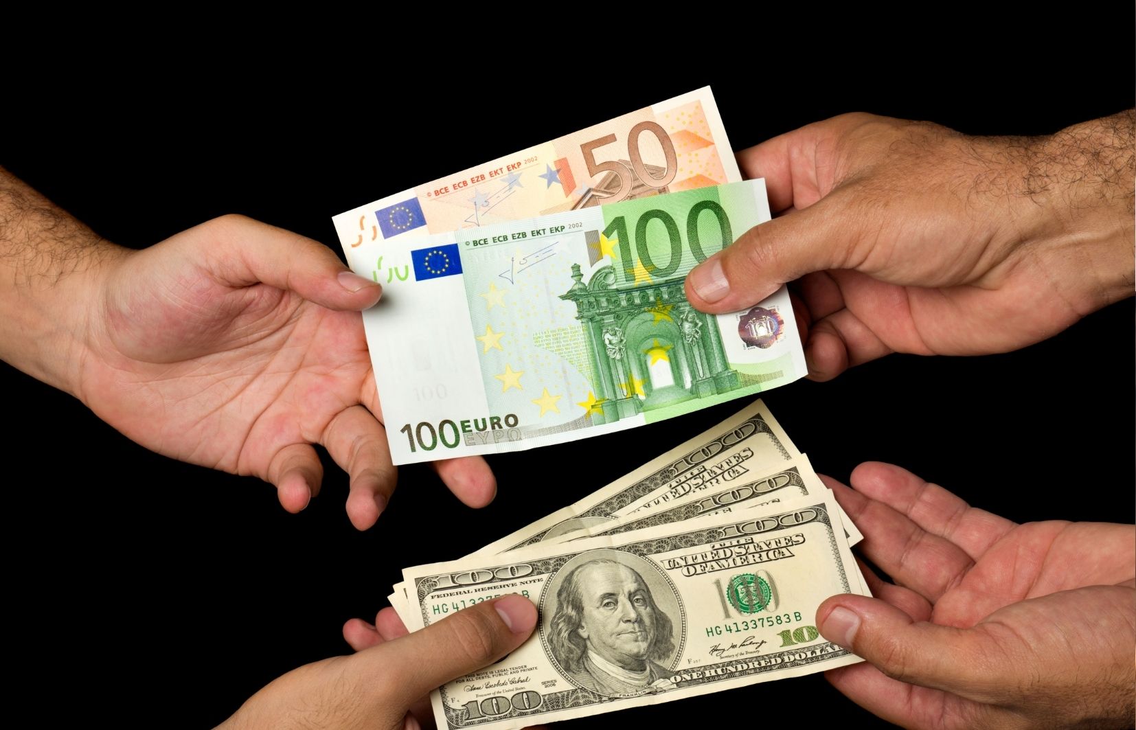 Imagem ilustrando dinheiro para representar como funcionam as bolsas de apostas