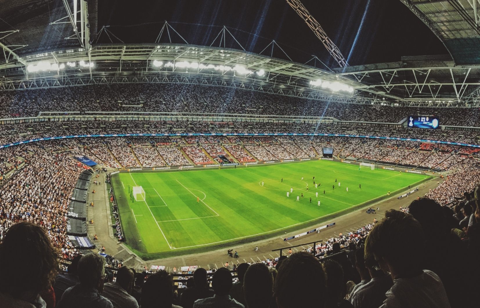 Imagem de um estádio representando os principais mercados de apostas esportivas